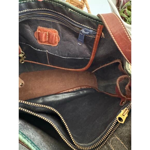 Vintage Brahmin Leather Tote w/Inner Saddle Bag & Forest Green Trim - Picture 6 of 12